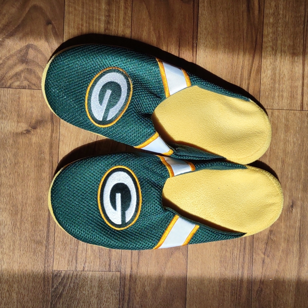 Green Bay Packers Forever Collectibles XL mens slippers